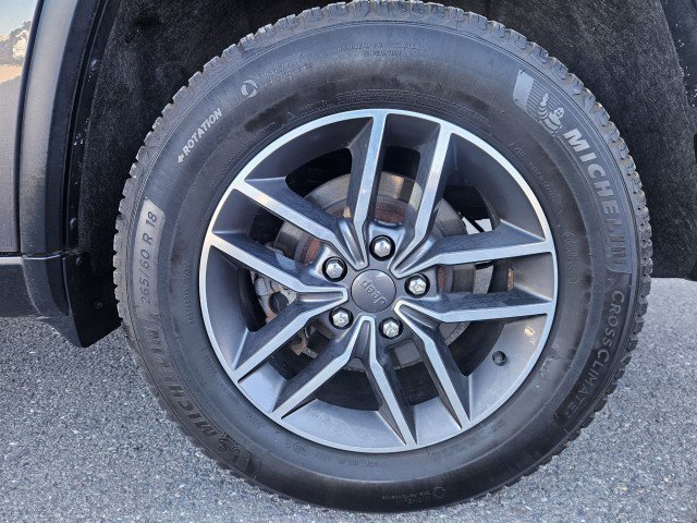 Used 2019 Jeep Grand Cherokee Limited image 28