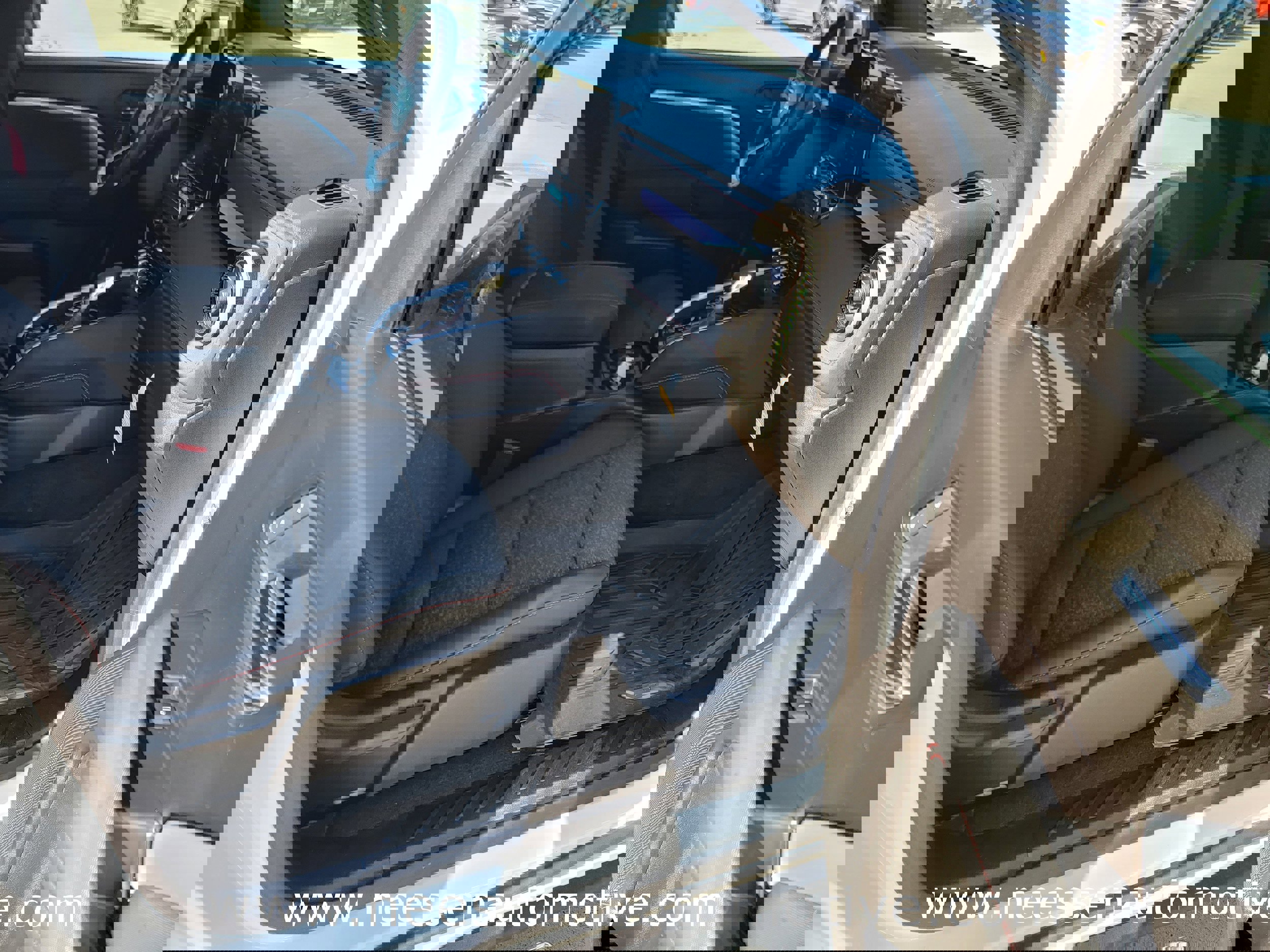 Used 2024 Chevrolet Colorado Z71 w/ Z71 Convenience Package 2 image 11