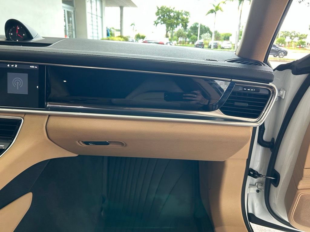 Used 2018 Porsche Panamera w/ Premium Package Plus RWD image 23