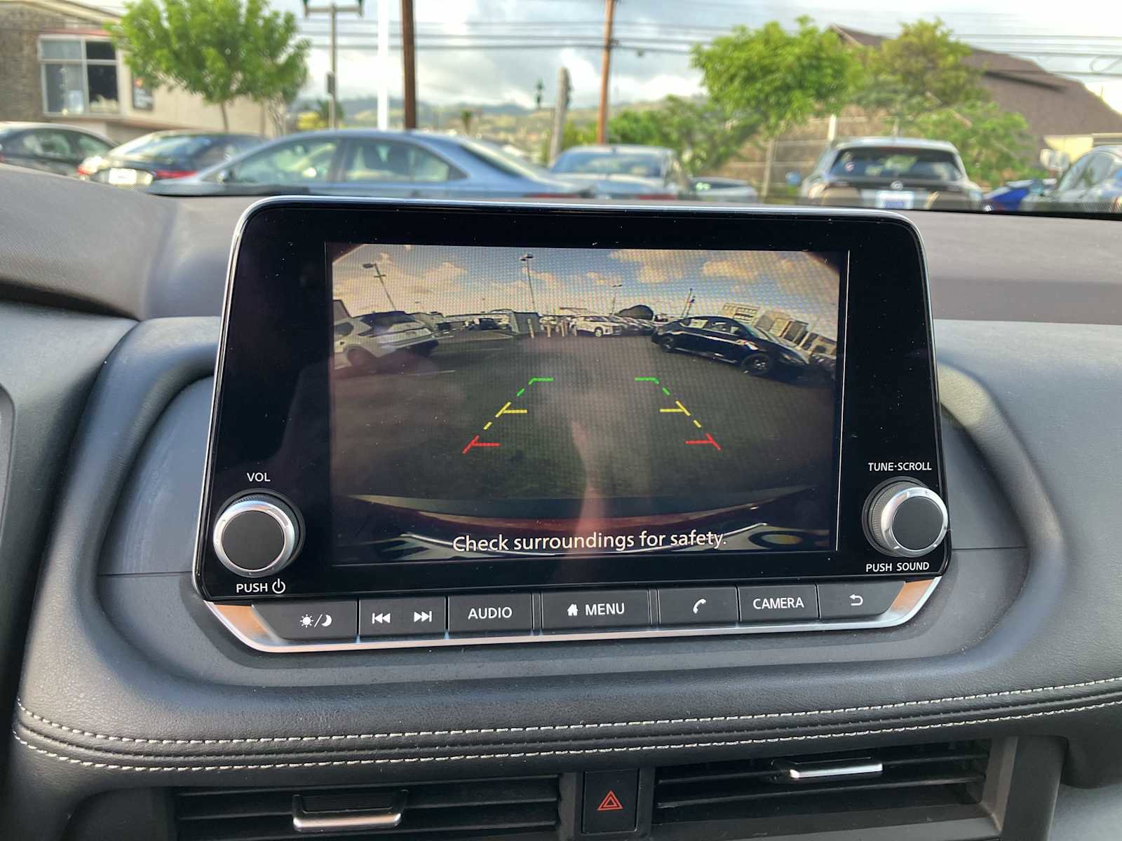 Certified 2023 Nissan Rogue SV image 7