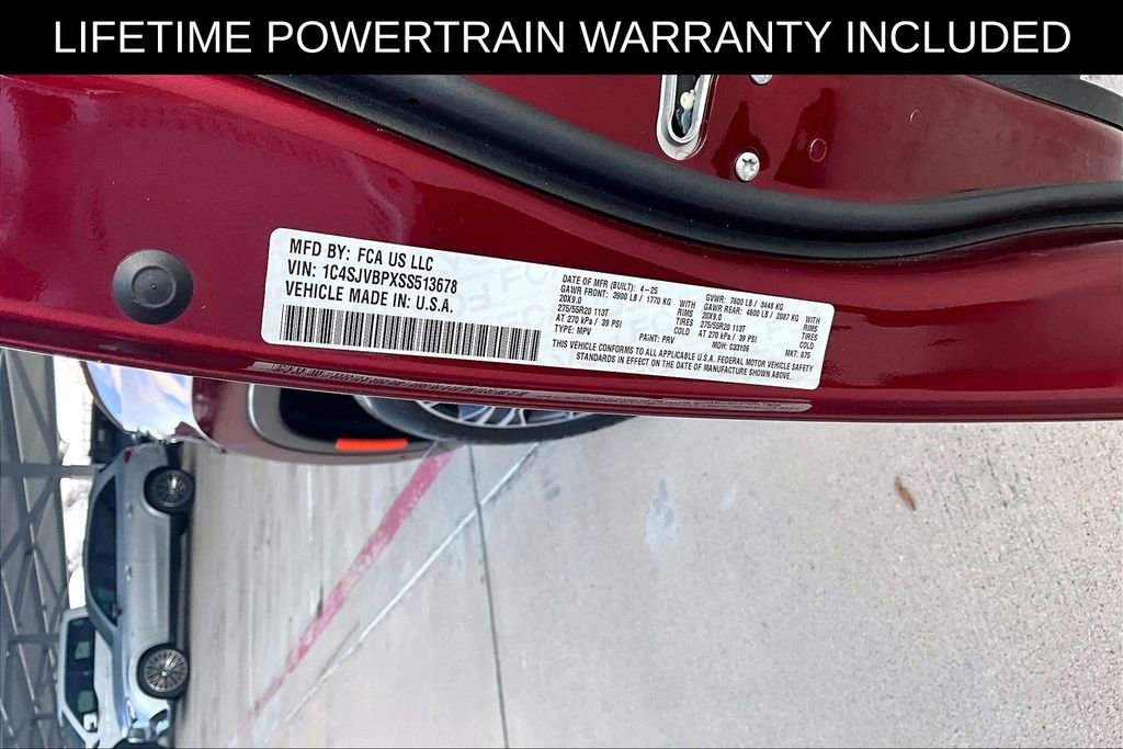 Used 2025 Jeep Wagoneer Series II w/ 8-Passenger Seating Package image 33