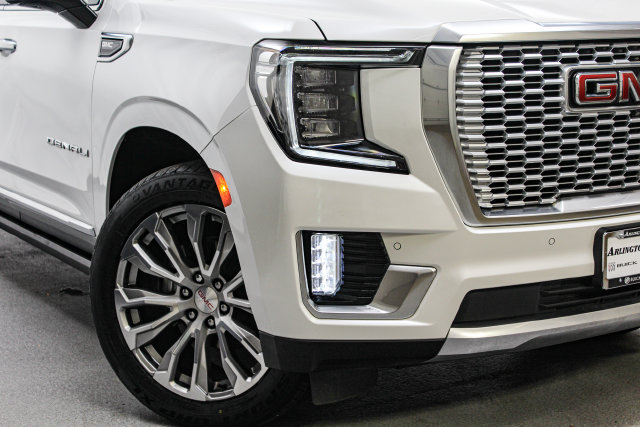 Certified 2023 GMC Yukon Denali AWD/4WD image 3