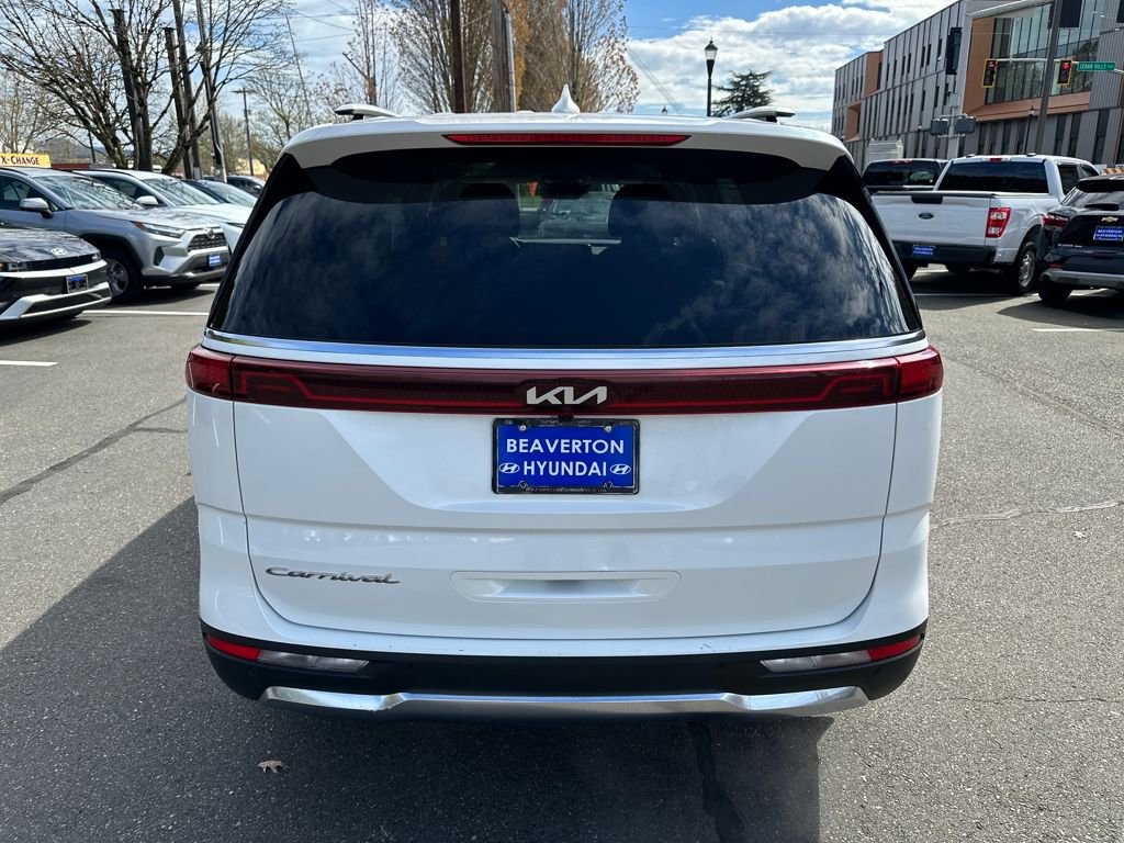 Used 2022 Kia Carnival SX Prestige image 5