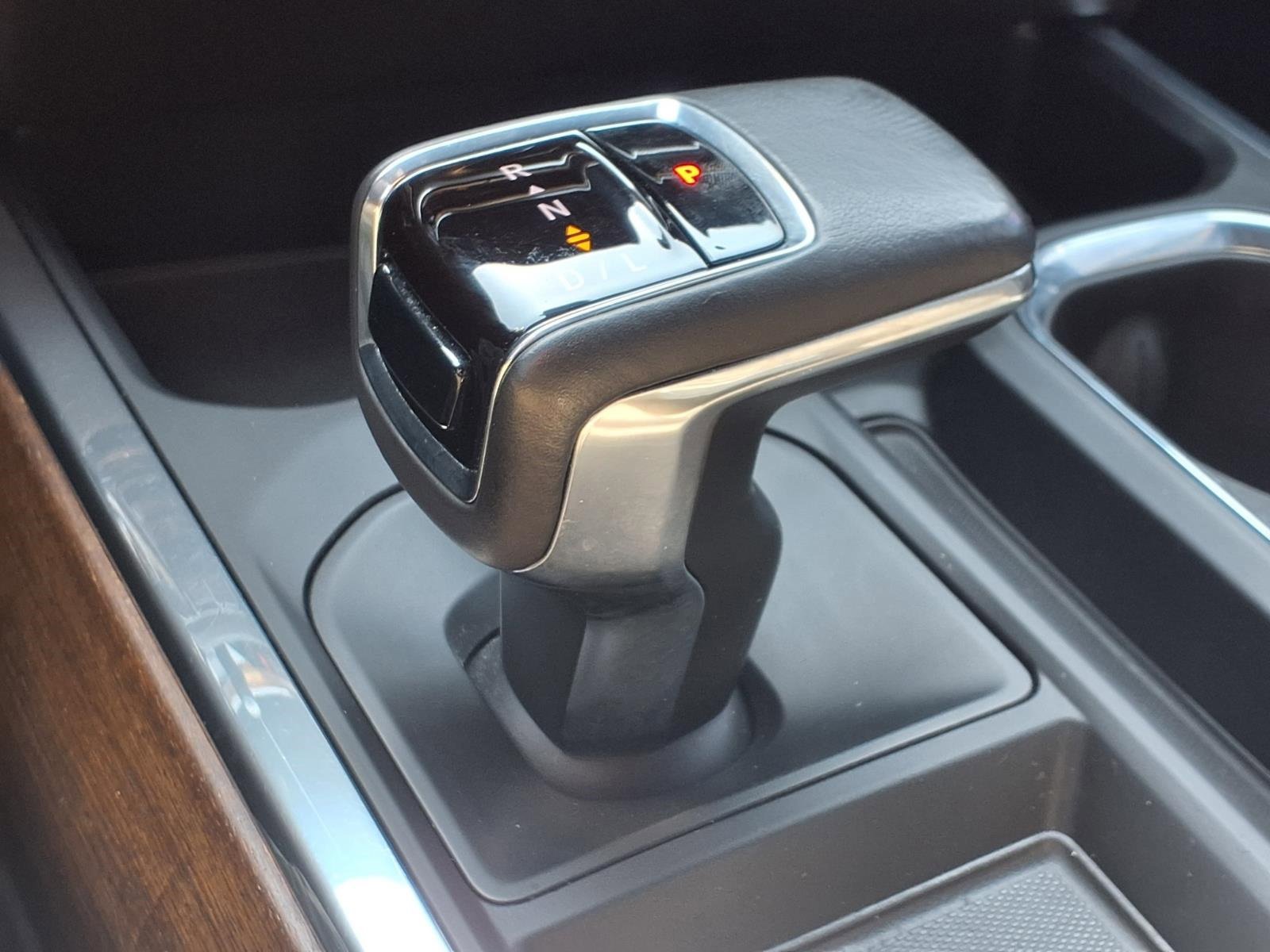 Used 2022 Chevrolet Silverado 1500 High Country w/ High Country Premium Package image 6