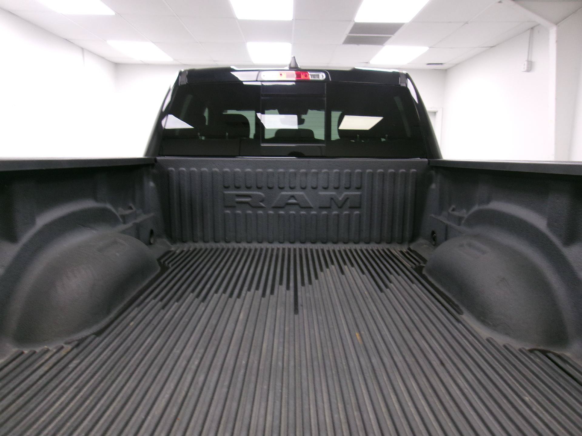 Used 2021 RAM 1500 Big Horn AWD/4WD image 11