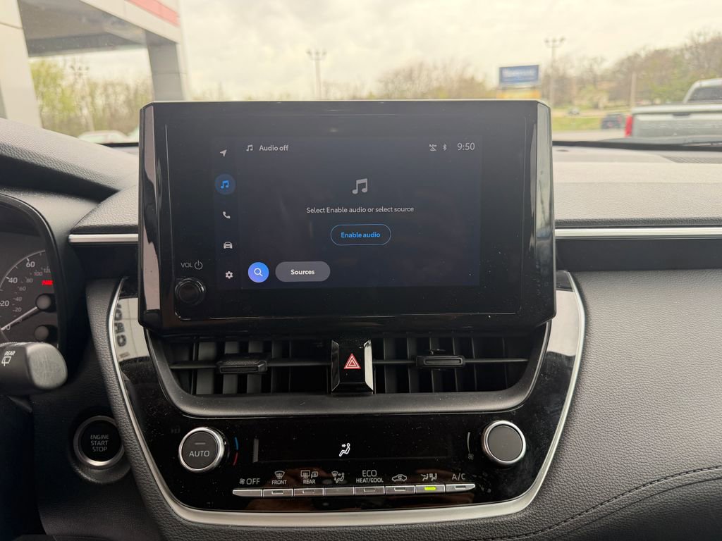 Used 2023 Toyota Corolla Cross LE image 16