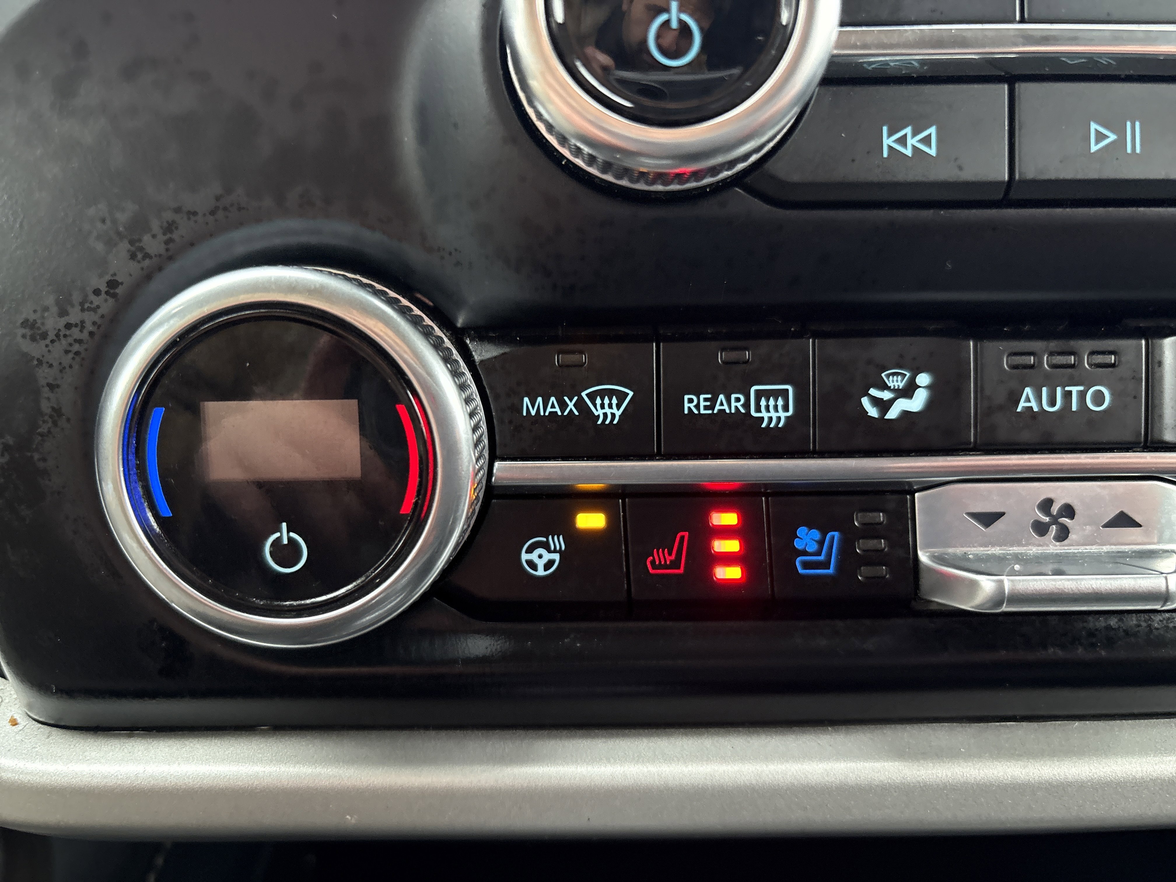 Used 2024 Ford Expedition XLT image 30