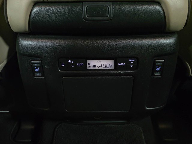 Used 2021 Nissan Armada Platinum w/ Captain's Chairs Package image 18