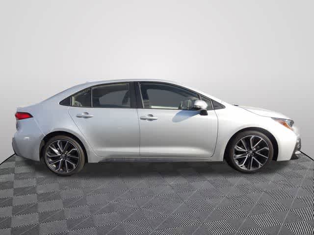 Used 2022 Toyota Corolla SE FWD image 4