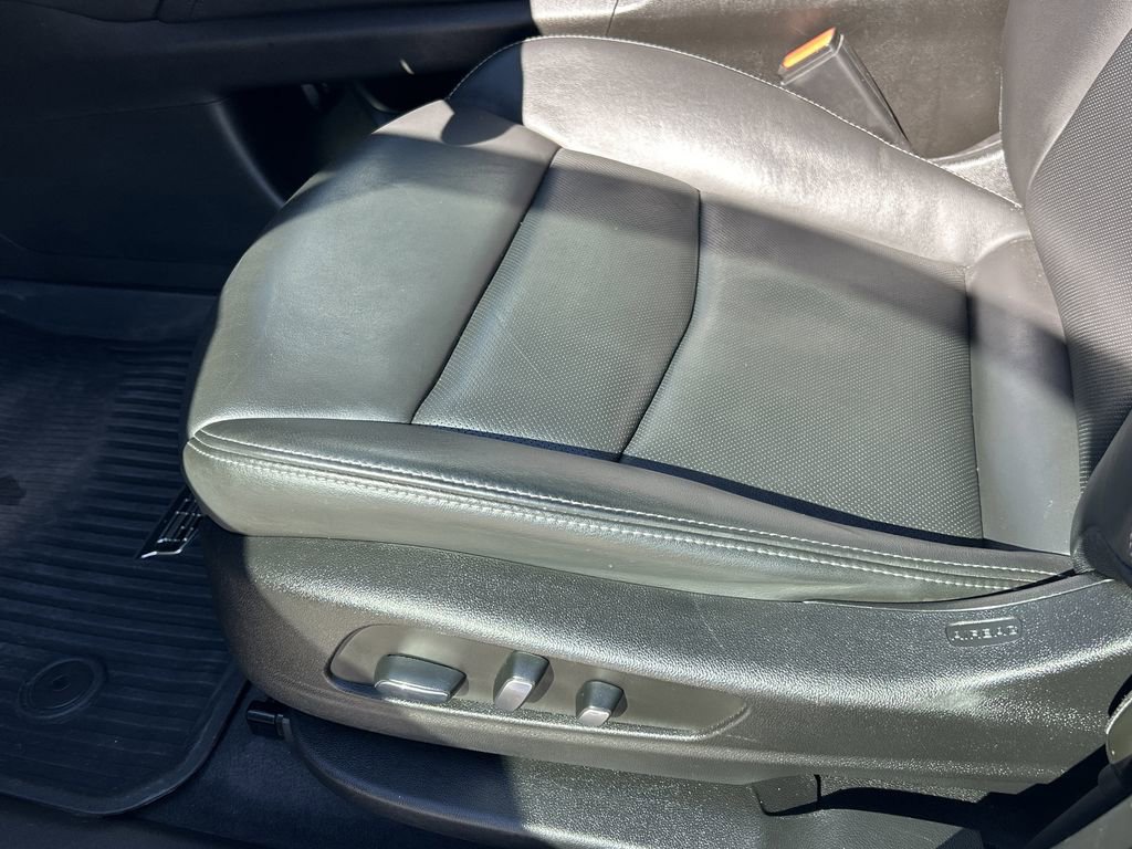 Used 2023 Cadillac XT6 Sport w/ Technology Package image 21