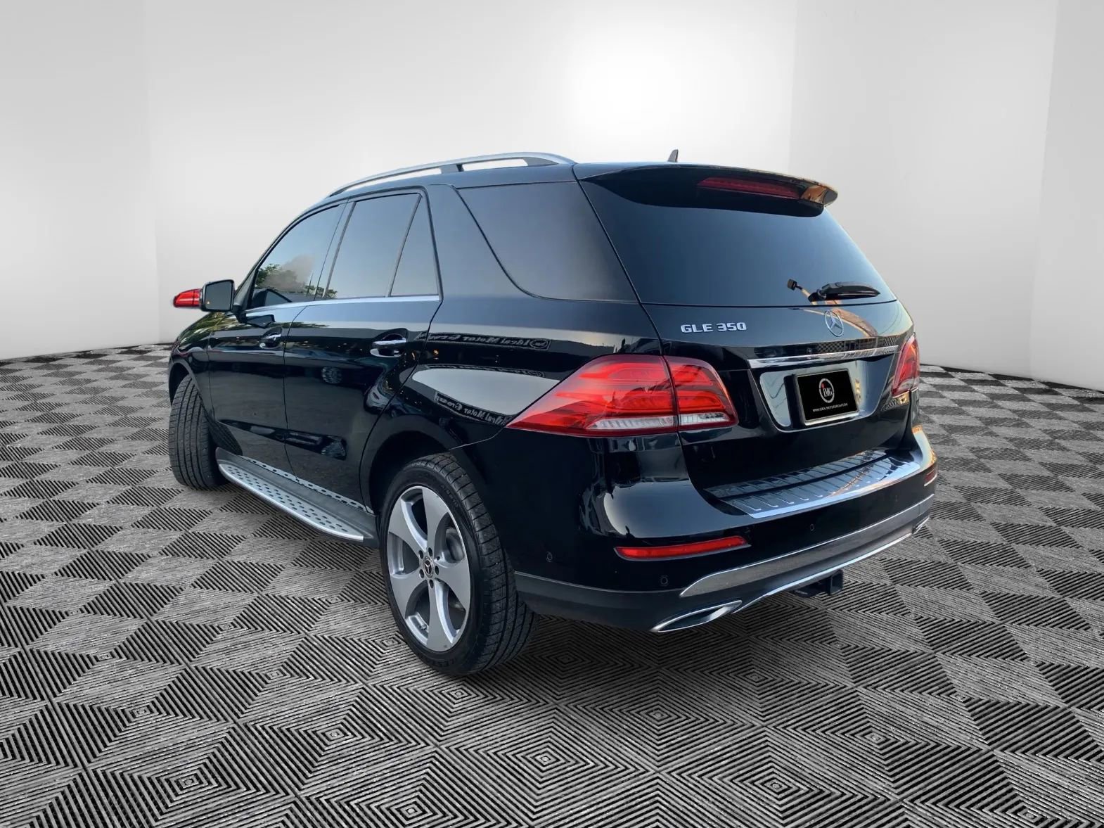 Used 2018 Mercedes-Benz GLE 350 image 8