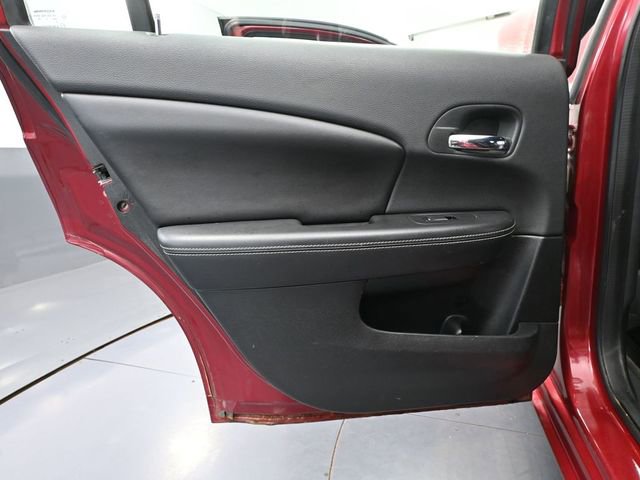Used 2012 Chrysler 200 Limited FWD image 31