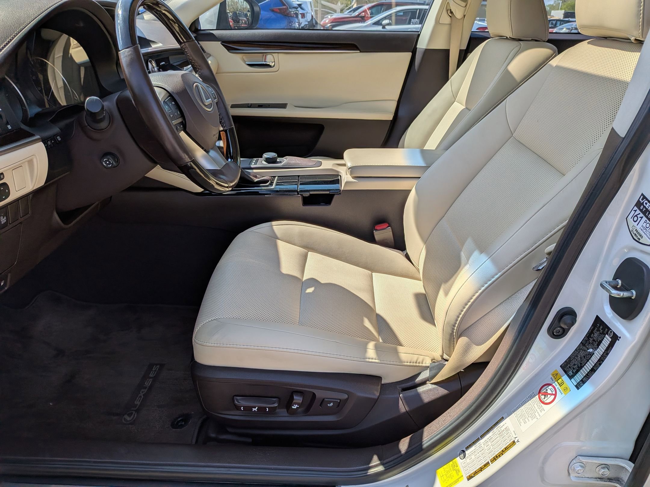 Used 2018 Lexus ES 350 w/ Premier Package image 14