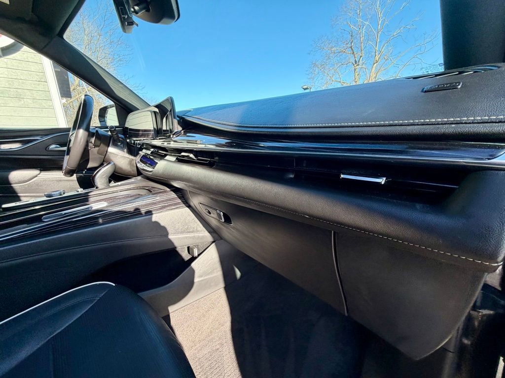 Used 2023 Cadillac Escalade ESV Sport image 27