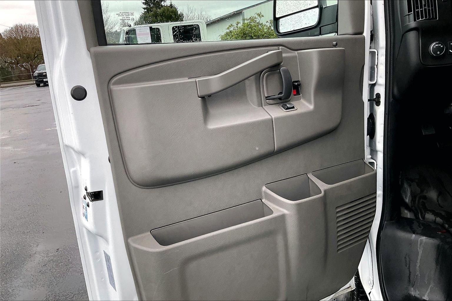 Certified 2024 GMC Savana 2500 w/ Driver Convenience Package image 19