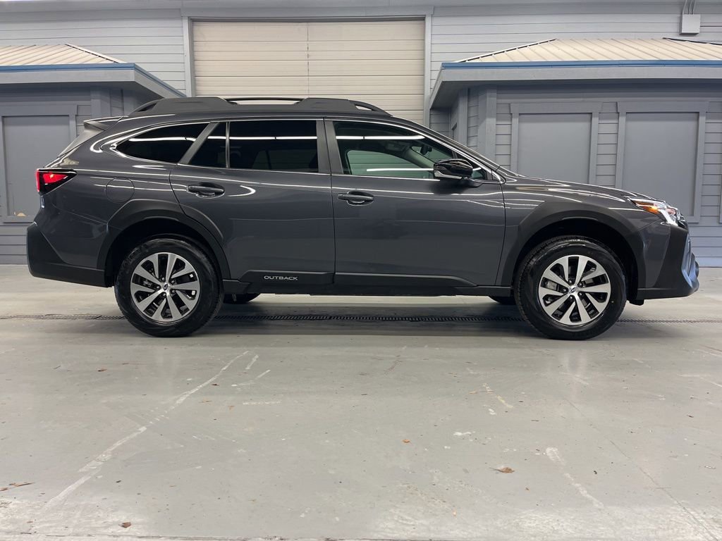 Certified 2025 Subaru Outback Premium w/ Popular Package #1A image 10