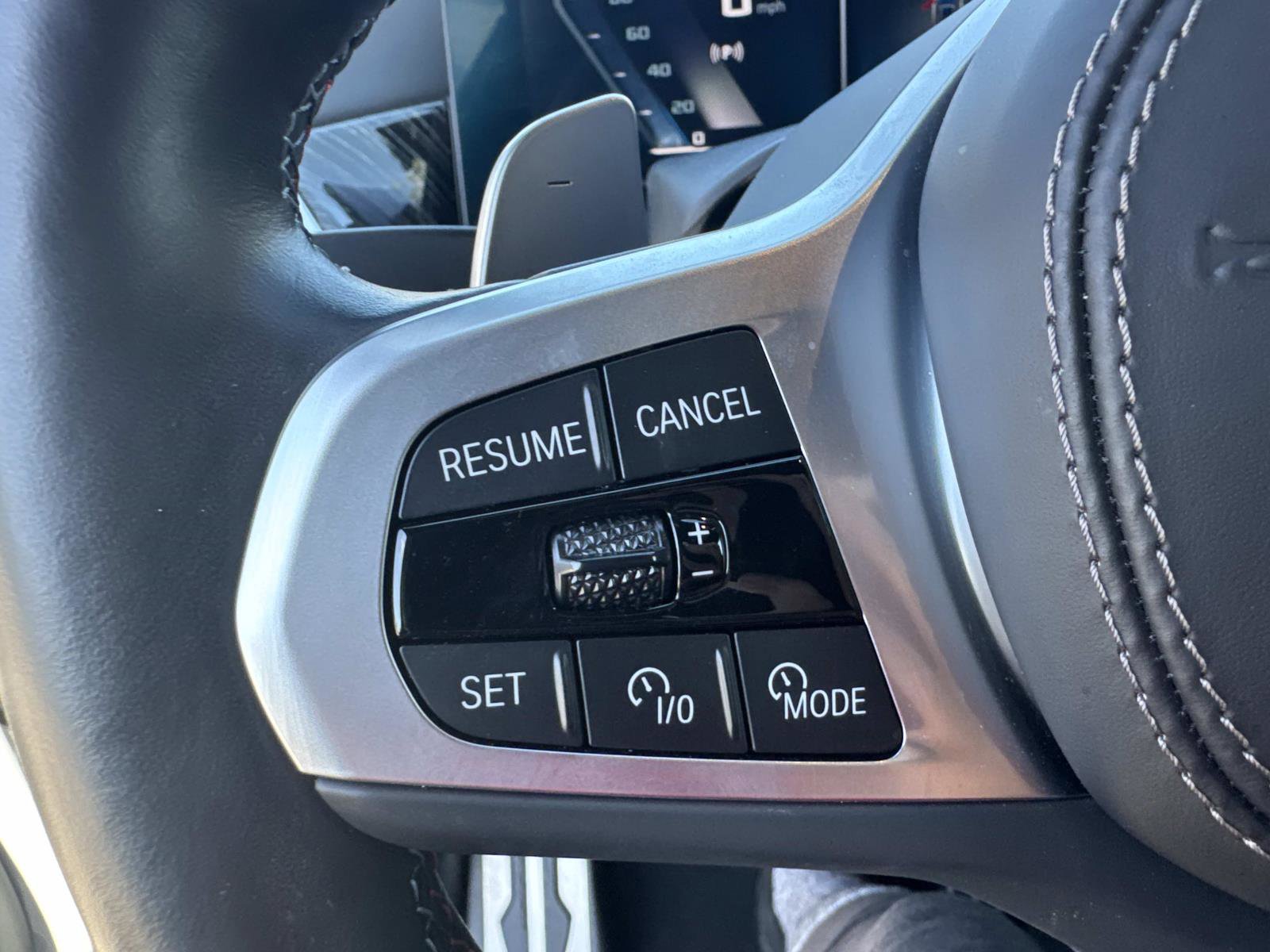 Used 2024 BMW X7 M60i image 31