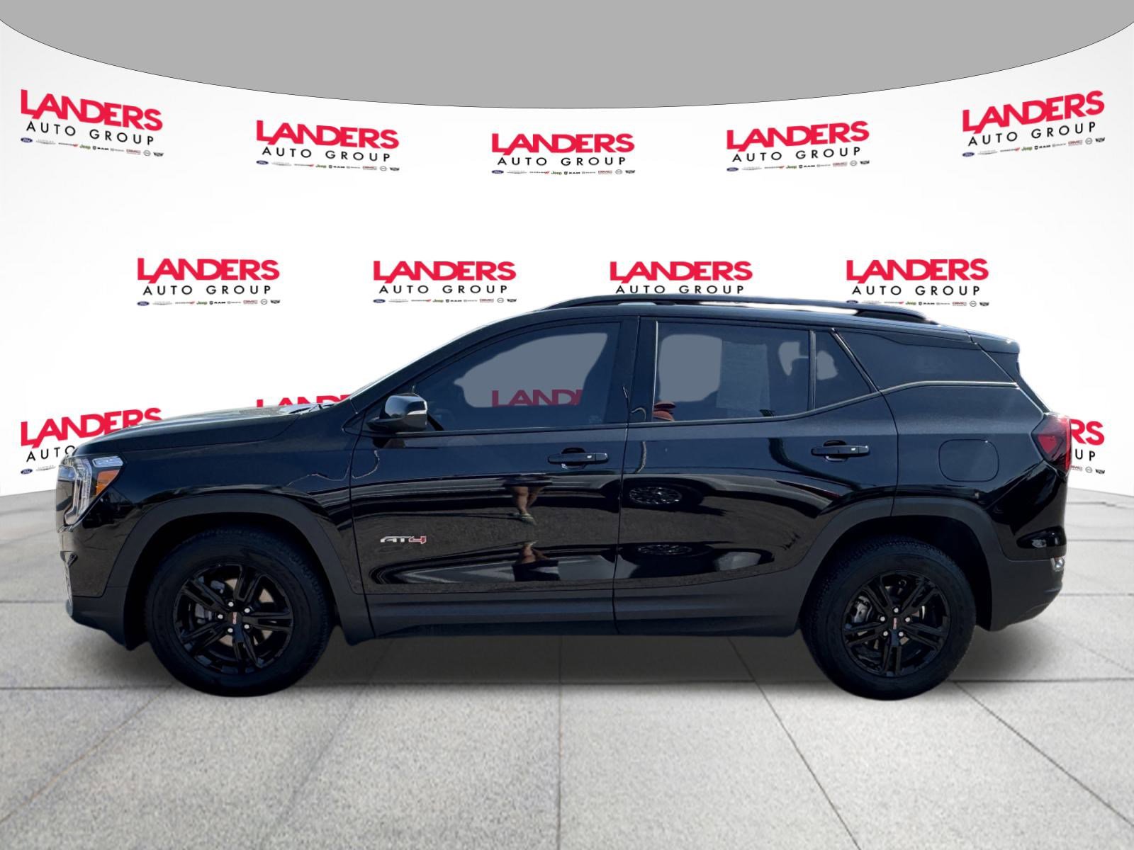 Used 2024 GMC Terrain AT4 image 6