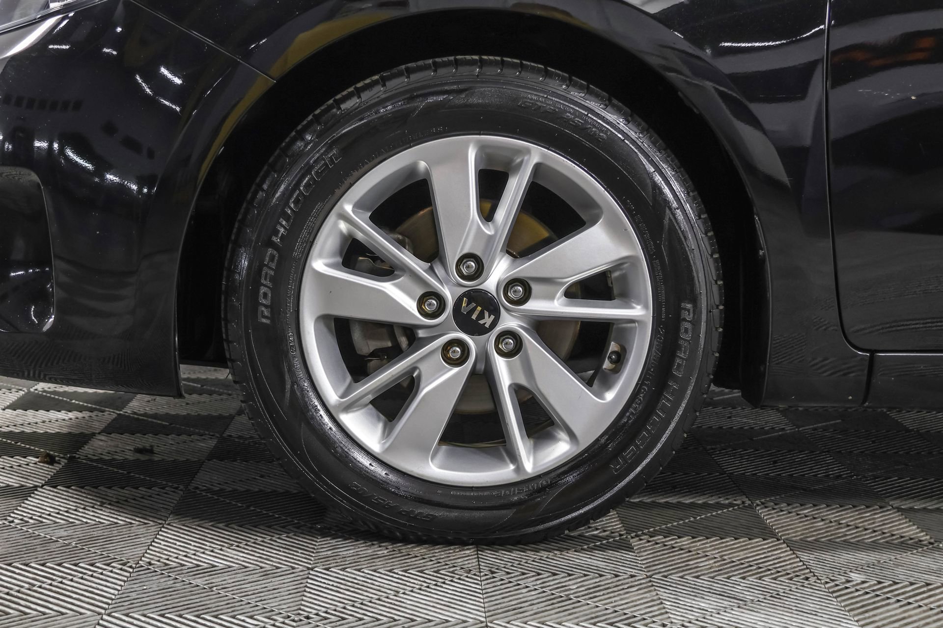 Used 2017 Kia Forte LX w/ LX Popular Package image 20