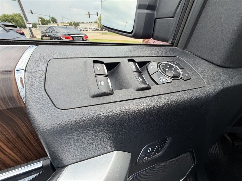 Used 2015 Ford F150 Lariat AWD/4WD image 20