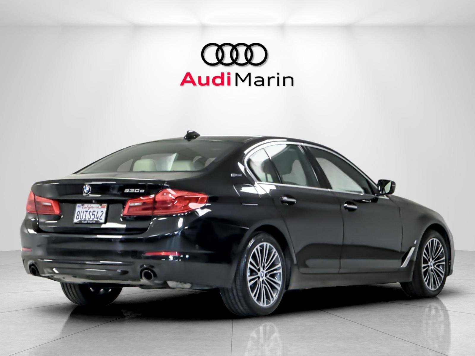 Used 2018 BMW 530e w/ Premium Package 2 image 5