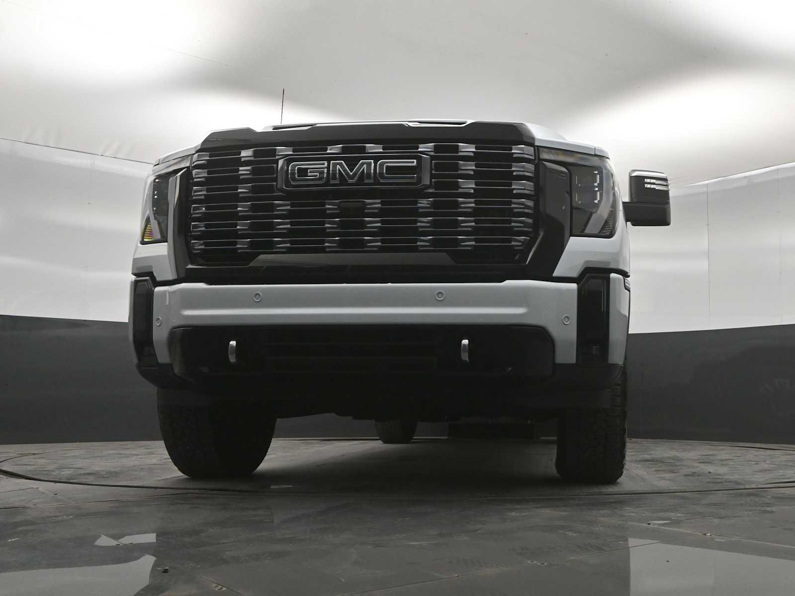 Used 2026 GMC Sierra 2500 Denali Ultimate AWD/4WD image 35
