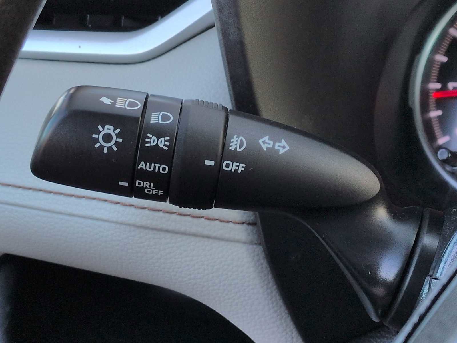 Used 2019 Toyota RAV4 XLE w/ All Weather Liner Package image 23