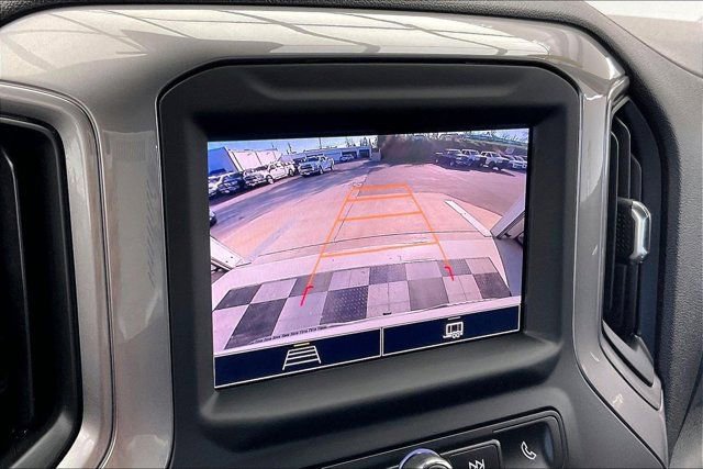 Used 2024 Chevrolet Silverado 1500 Custom image 23