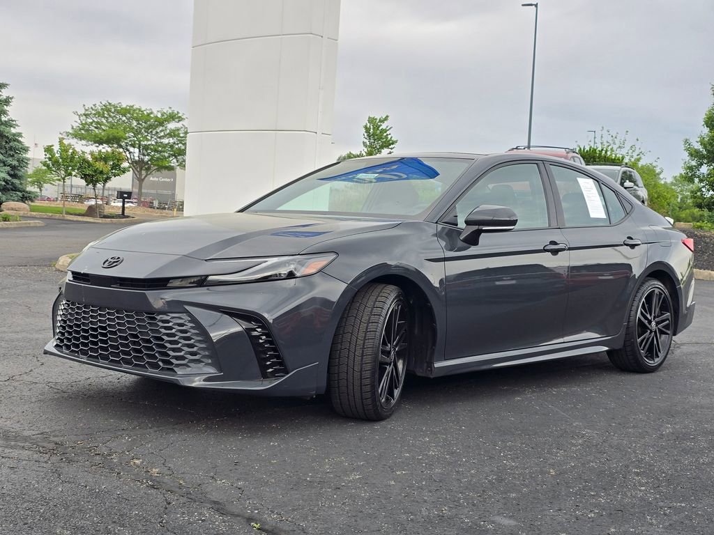 Used 2025 Toyota Camry XSE AWD/4WD image 4