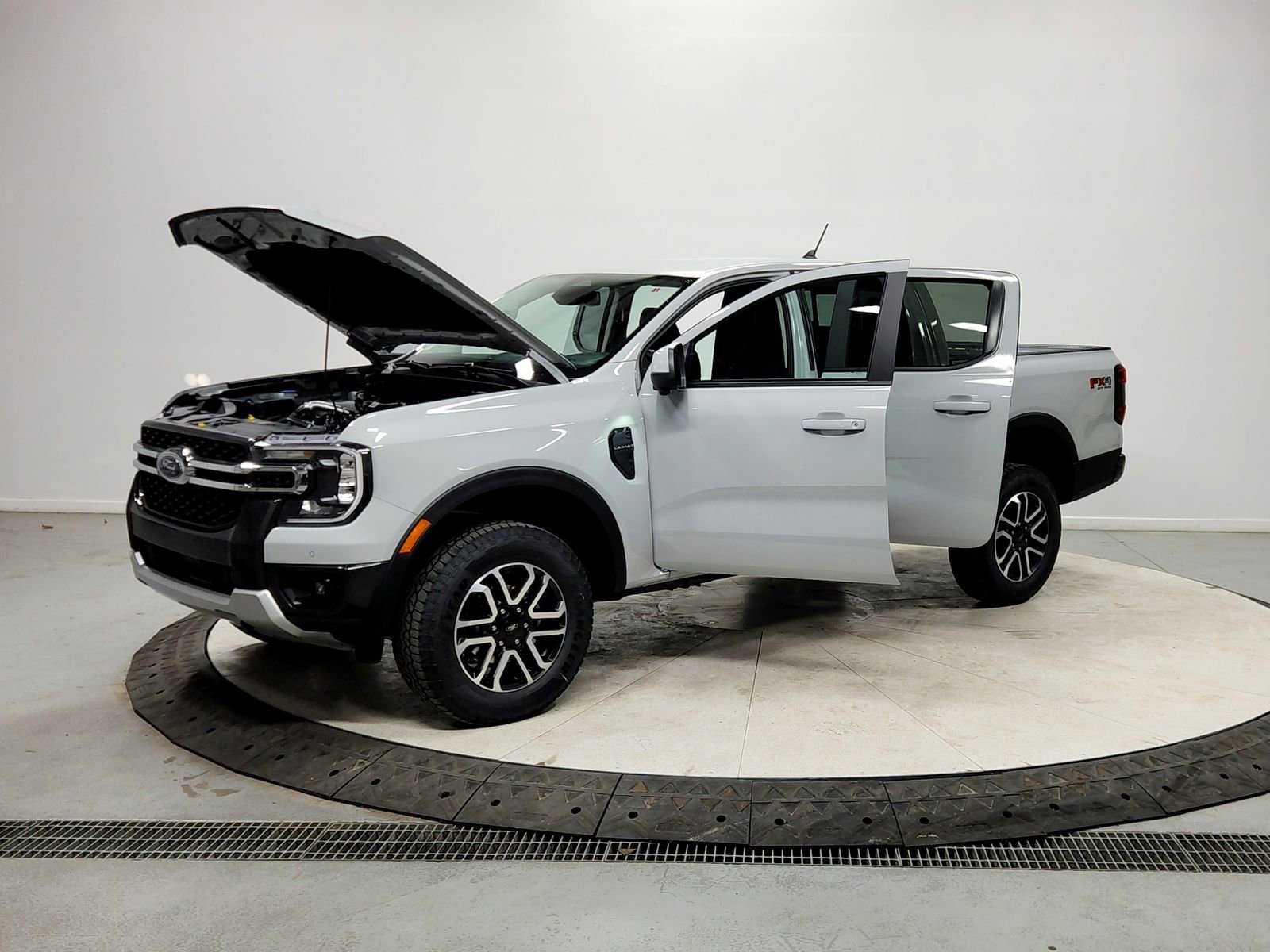 New 2026 Ford Ranger Lariat w/ FX4 Off-Road Package image 11