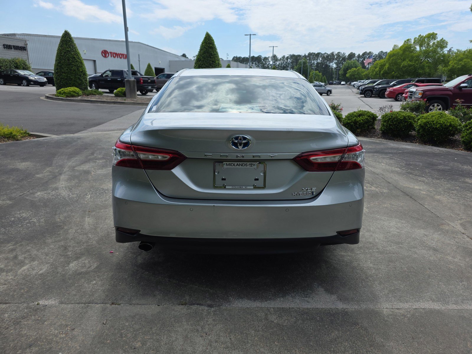 Used 2018 Toyota Camry XLE FWD image 4