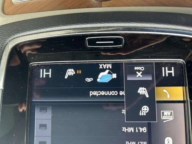 Used 2022 Volvo XC90 T5 Momentum w/ Climate Package image 19