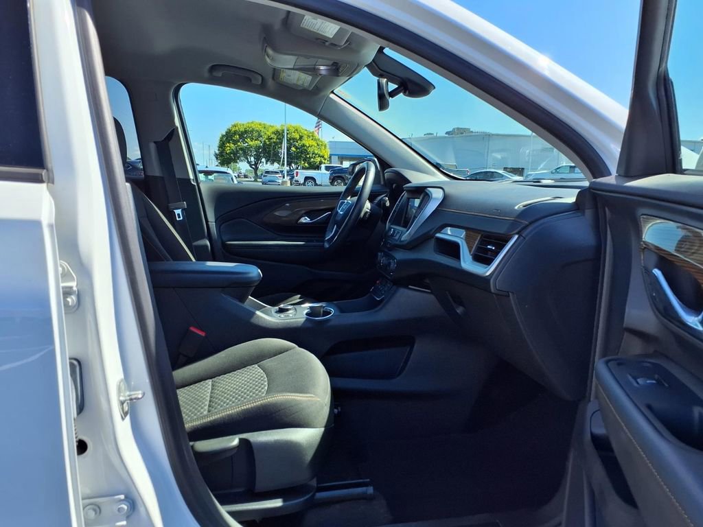 Used 2020 GMC Terrain SLE w/ Driver Convenience Package FWD image 25