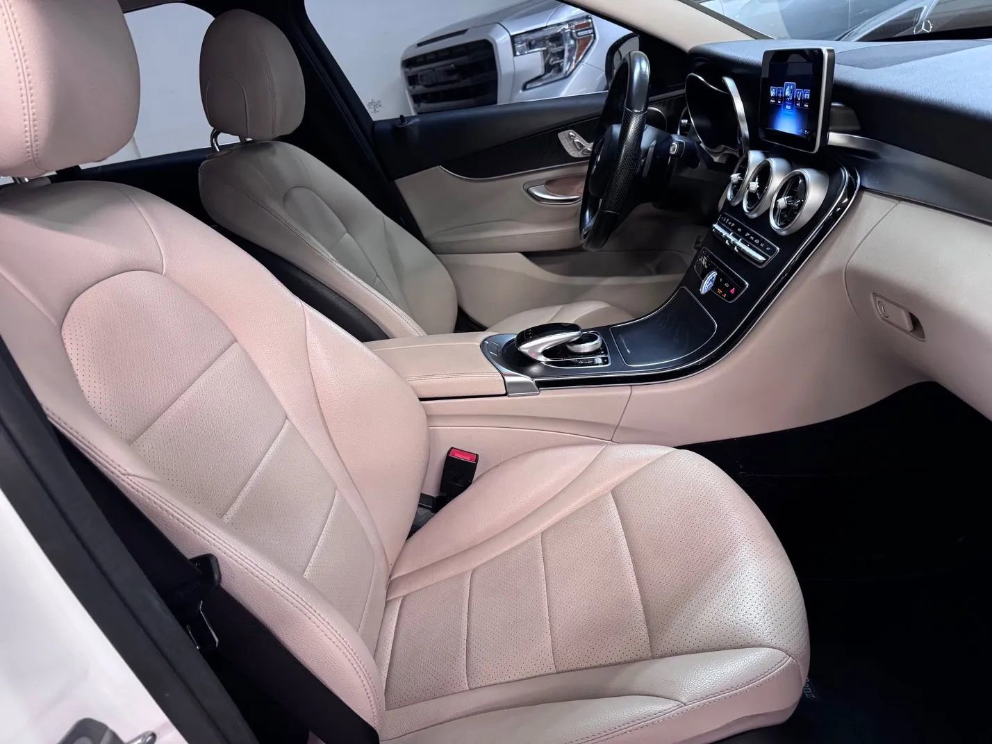 Used 2016 Mercedes-Benz C 300 Sedan image 16