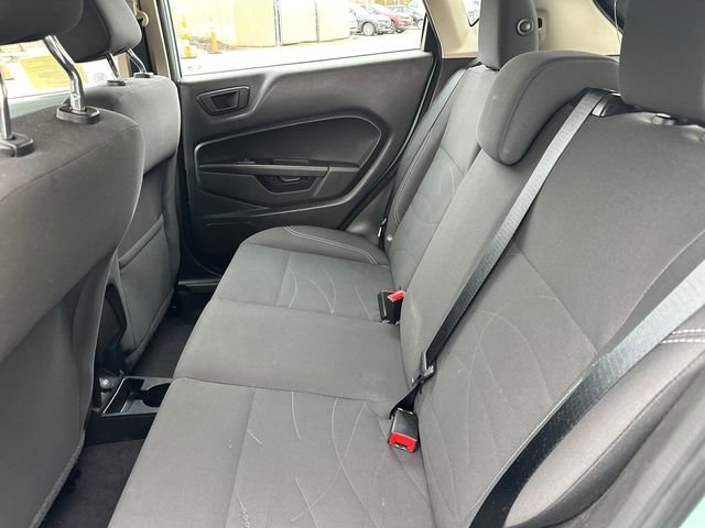 Used 2018 Ford Fiesta SE image 19
