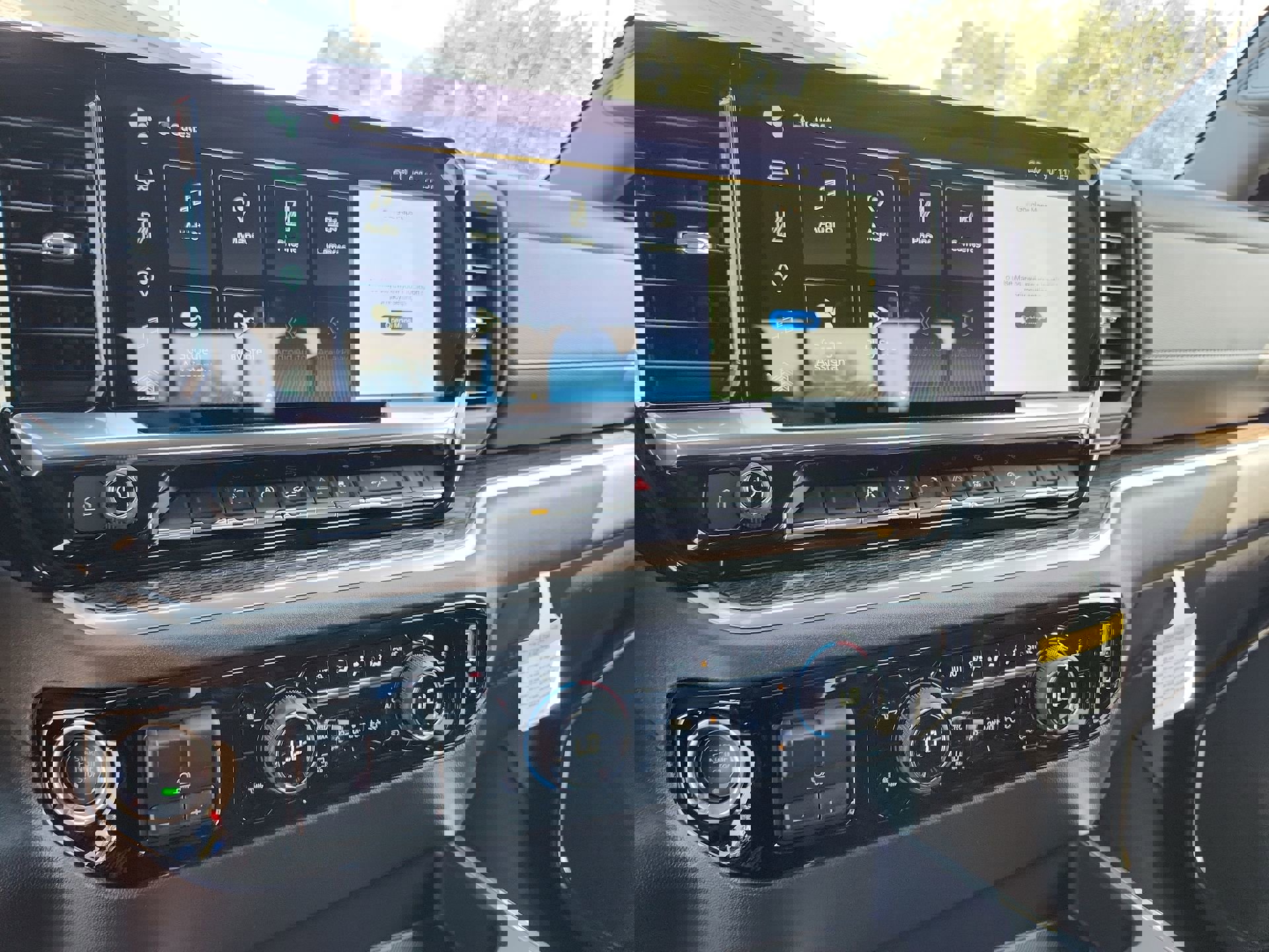 New 2026 Chevrolet Silverado 1500 LT Trail Boss w/ Convenience Package II image 19