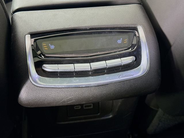 Used 2024 Cadillac XT6 Premium Luxury image 27
