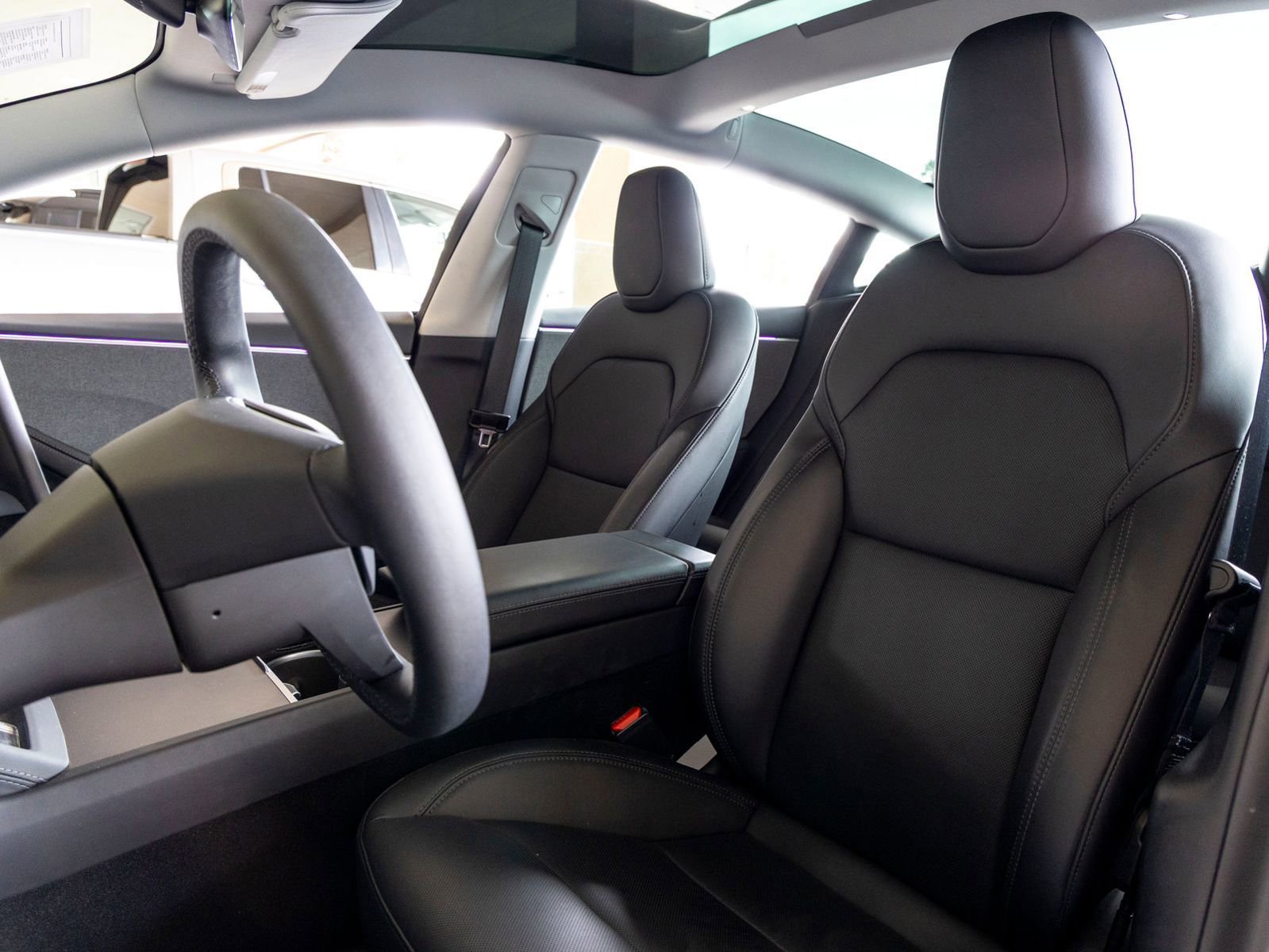 Used 2025 Tesla Model 3 Long Range image 14