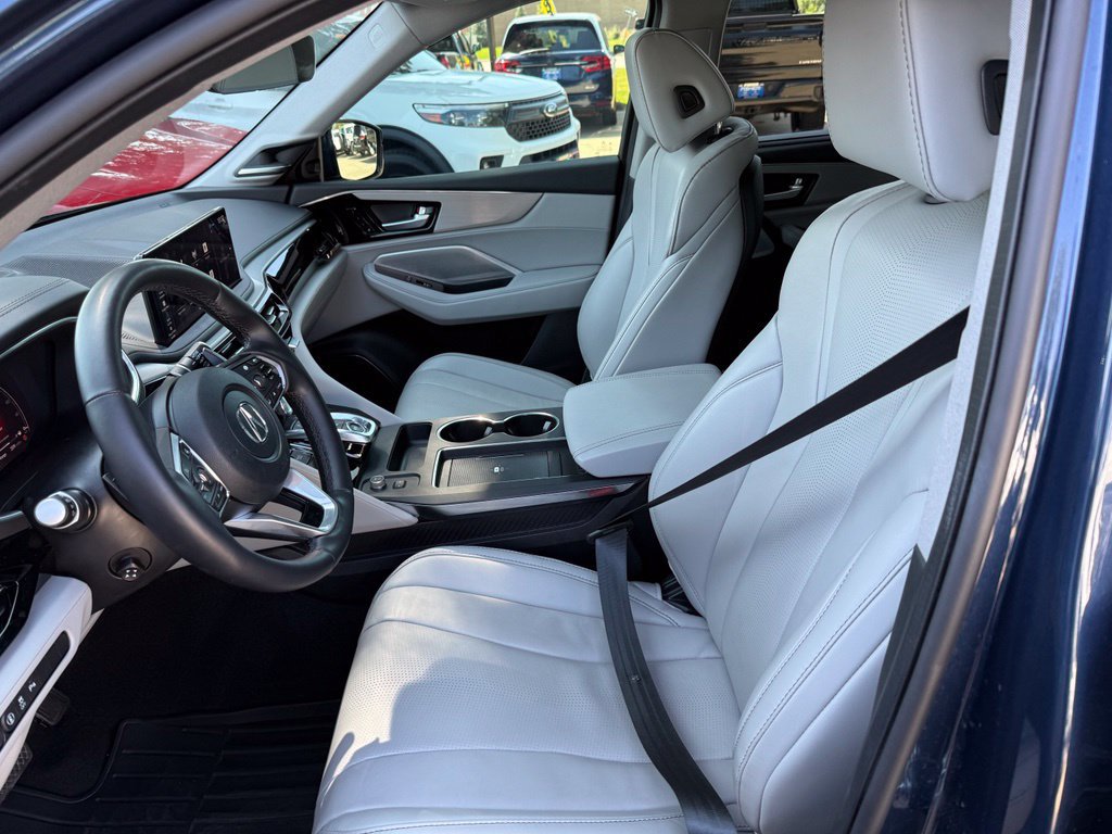 Used 2025 Acura MDX w/ Technology Package AWD/4WD image 11