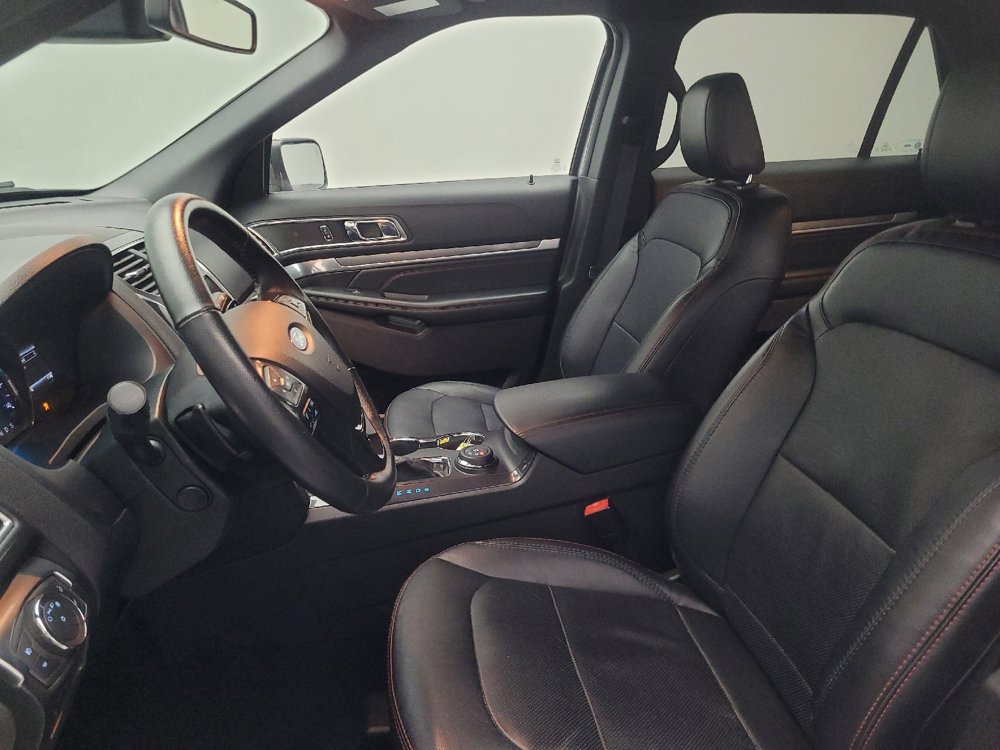 Used 2018 Ford Explorer Sport w/ Equipment Group 401A image 17