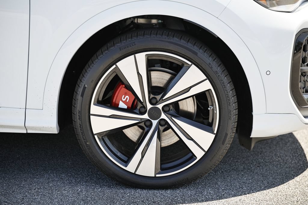 New 2026 Audi SQ5 Premium Plus AWD/4WD image 5