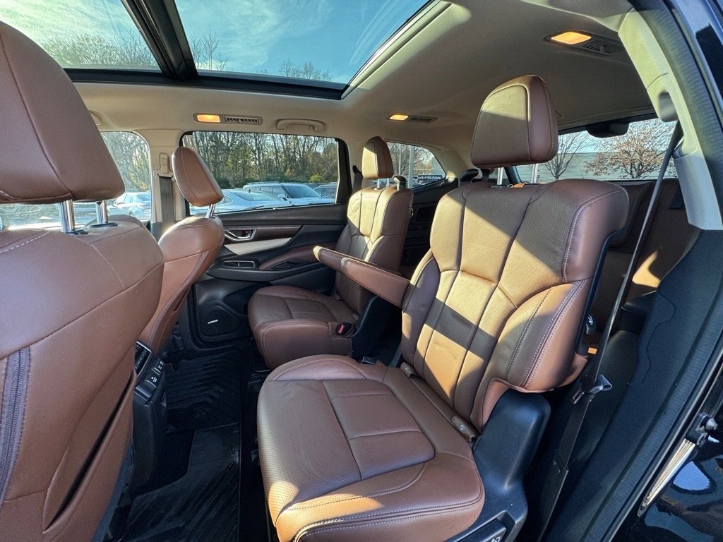 Used 2019 Subaru Ascent Touring w/ Popular Package #3 image 10