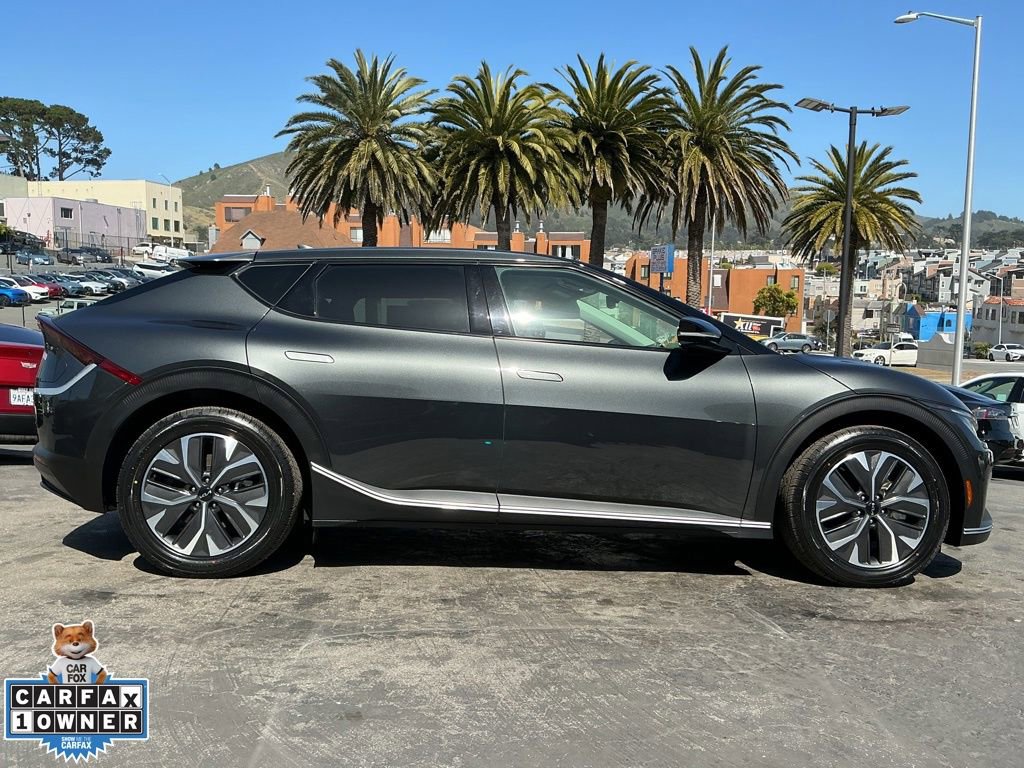 Used 2024 Kia EV6 Light AWD/4WD image 3