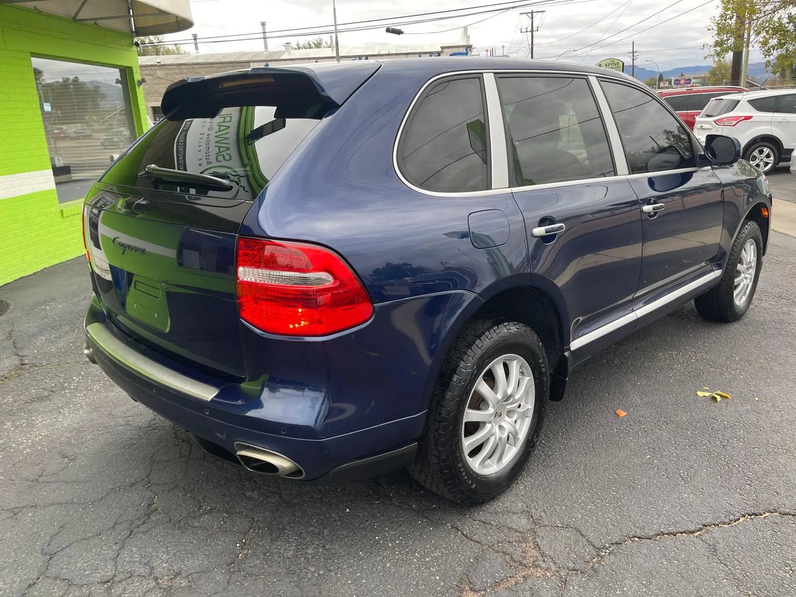 Used 2010 Porsche Cayenne AWD/4WD image 8