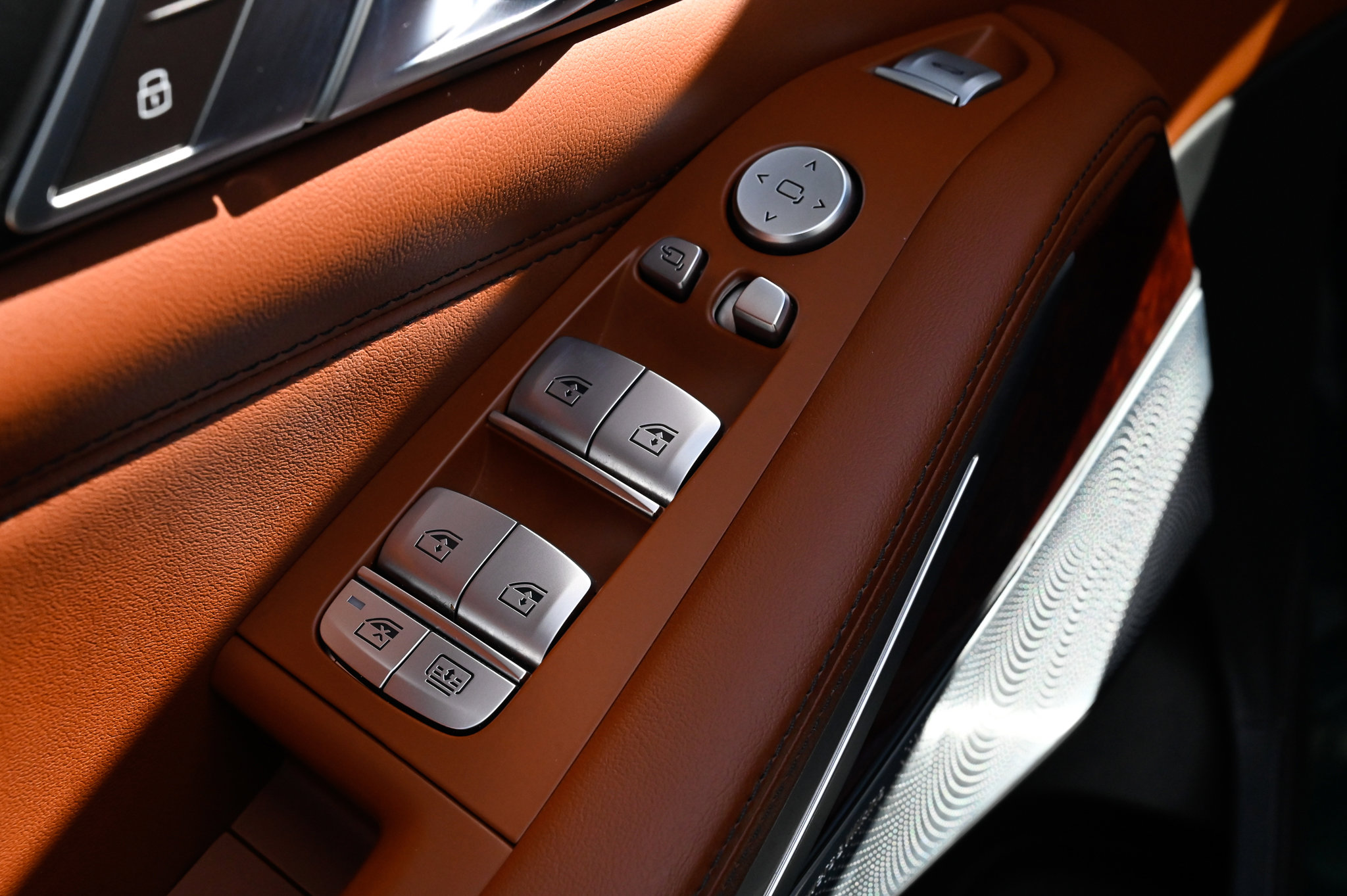 Used 2024 BMW ALPINA XB7 image 22