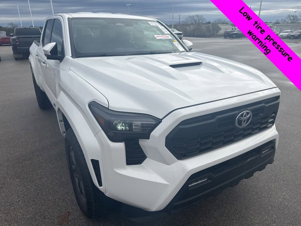 Used 2024 Toyota Tacoma TRD Sport image 8