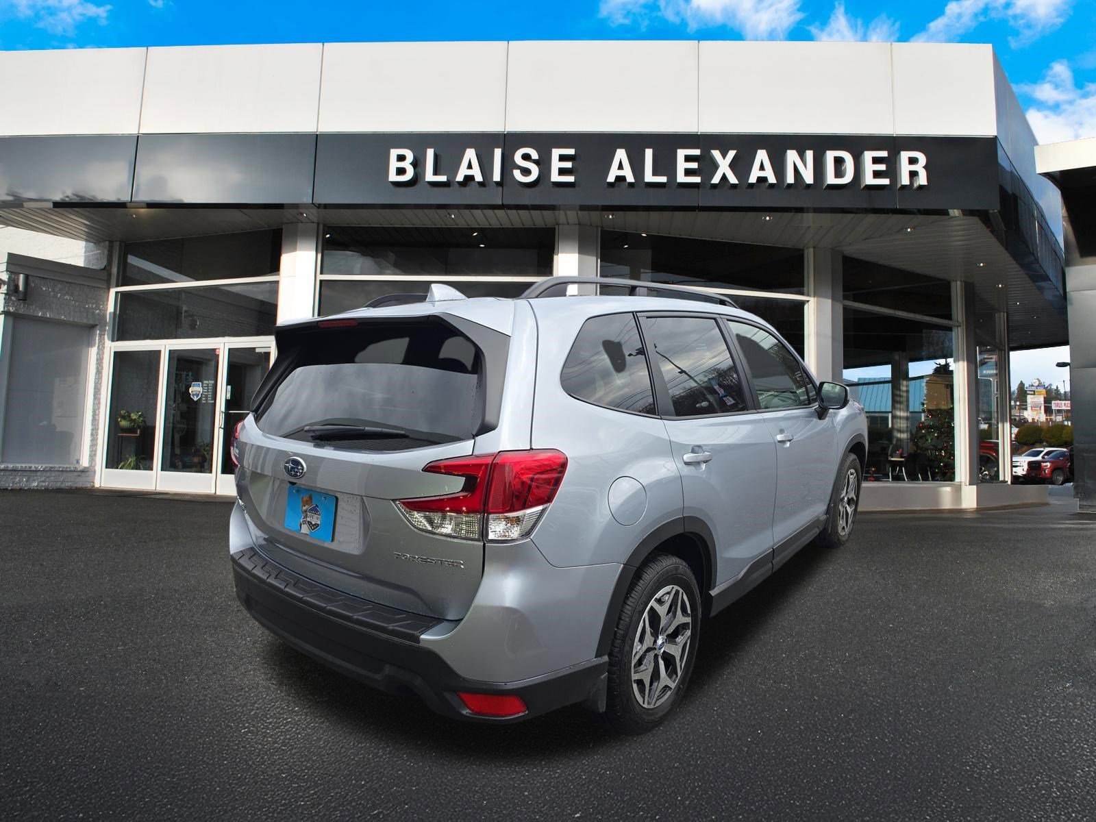 Used 2020 Subaru Forester Premium image 3