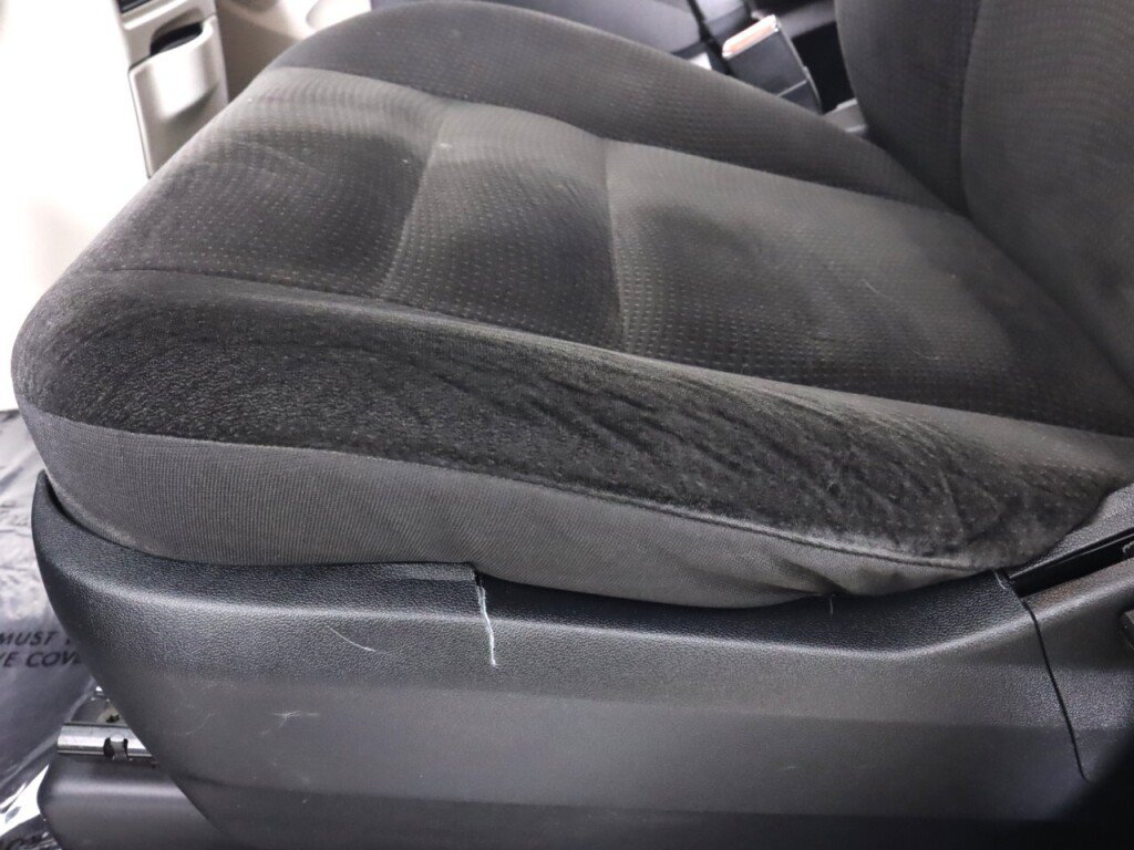 Used 2018 Dodge Grand Caravan SE FWD image 26