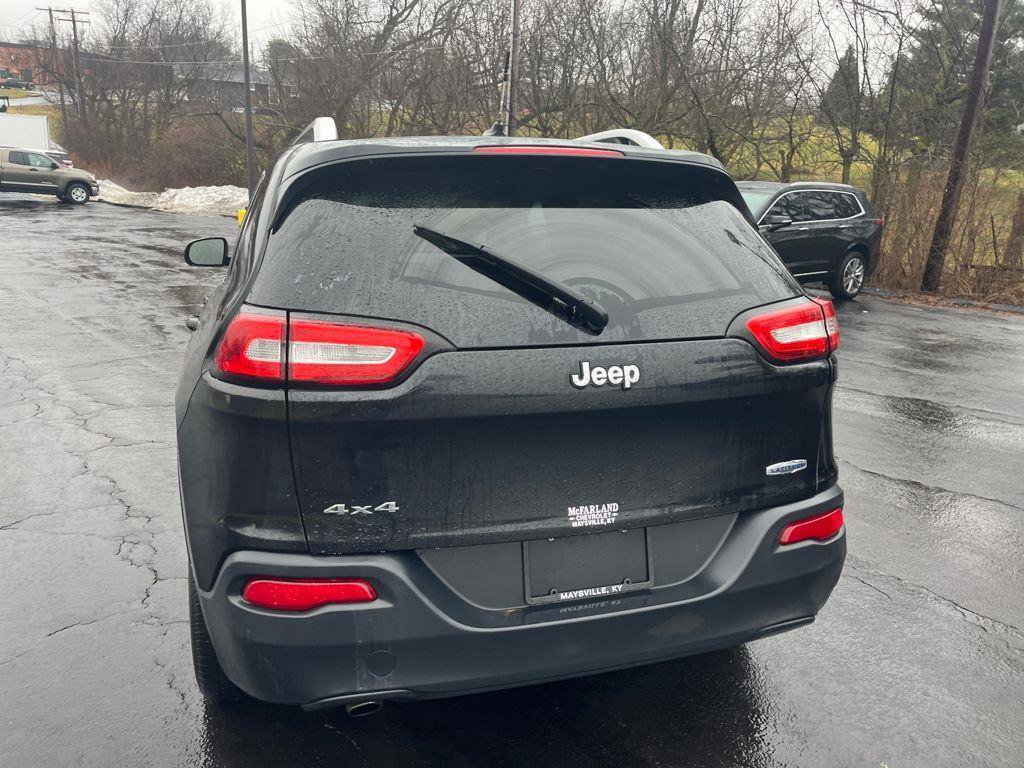 Used 2014 Jeep Cherokee Latitude image 4