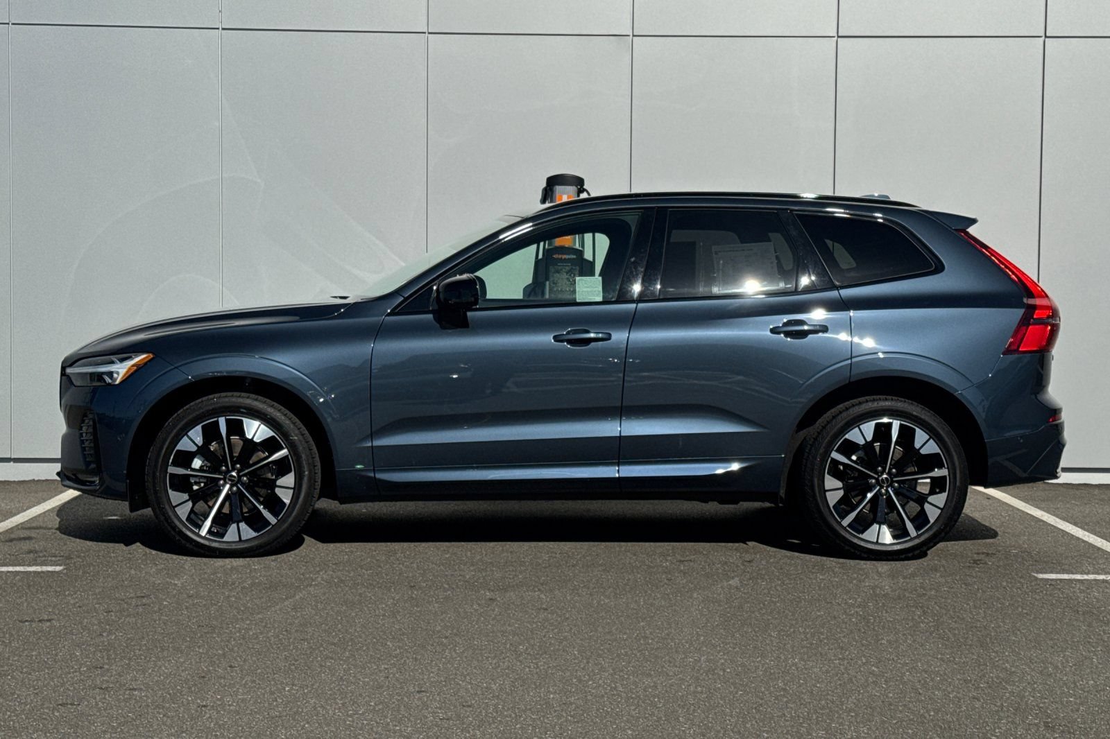 Certified 2026 Volvo XC60 B5 Plus w/ Protection Package Premier AWD/4WD image 2